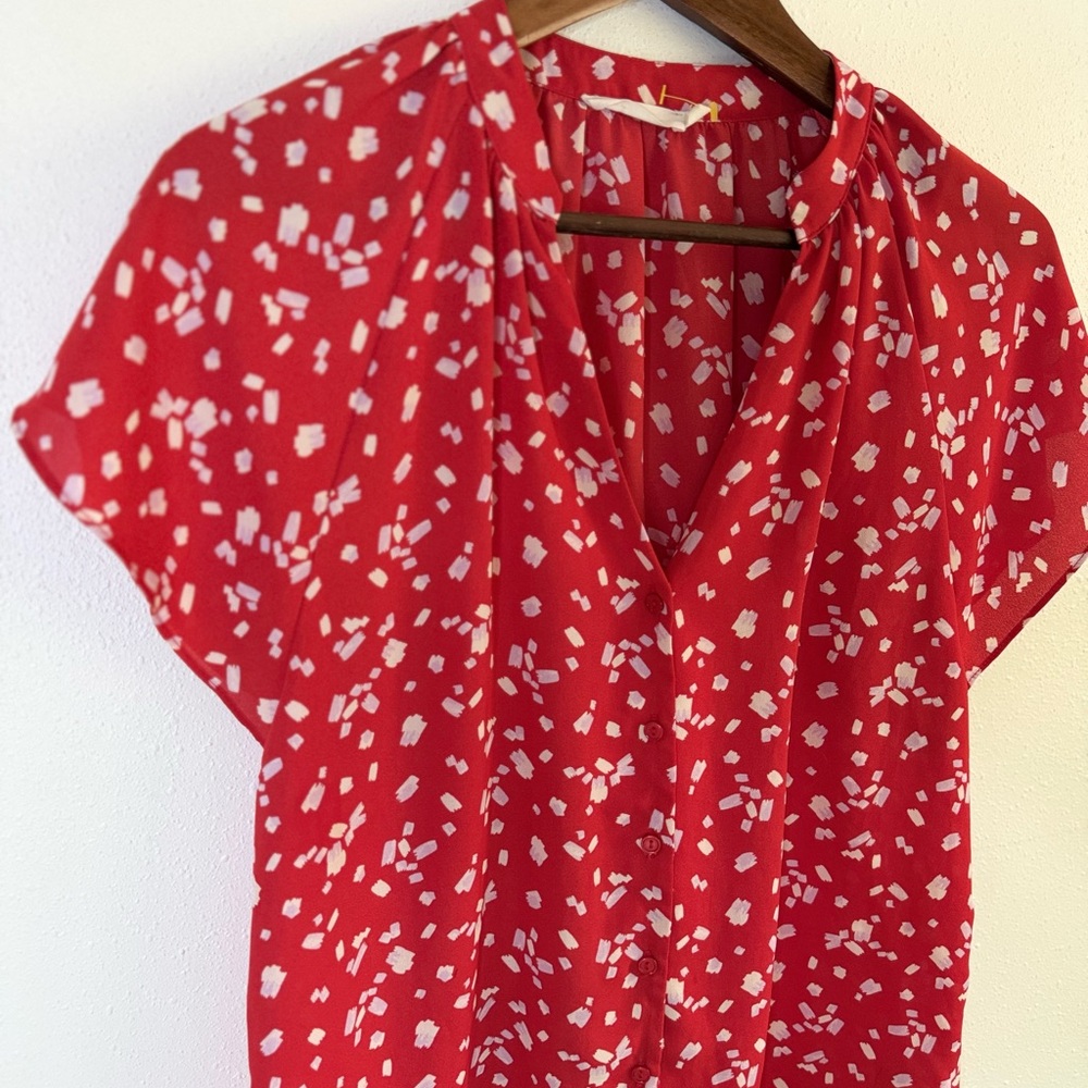 Lush Red Printed Blouse White Purple Detail V Neck Lightweight Top Size M - Picture 2 of 7